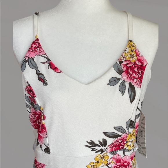 White Floral Cami Lace Backless Bodycon Midi Dress - Picture 11 of 11